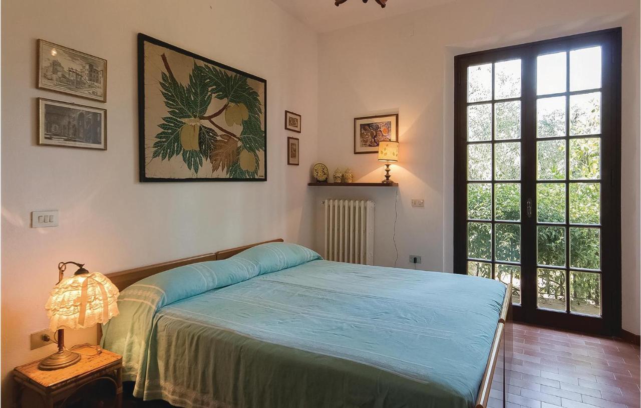 Amazing In Pi With Kitchen Apartment *