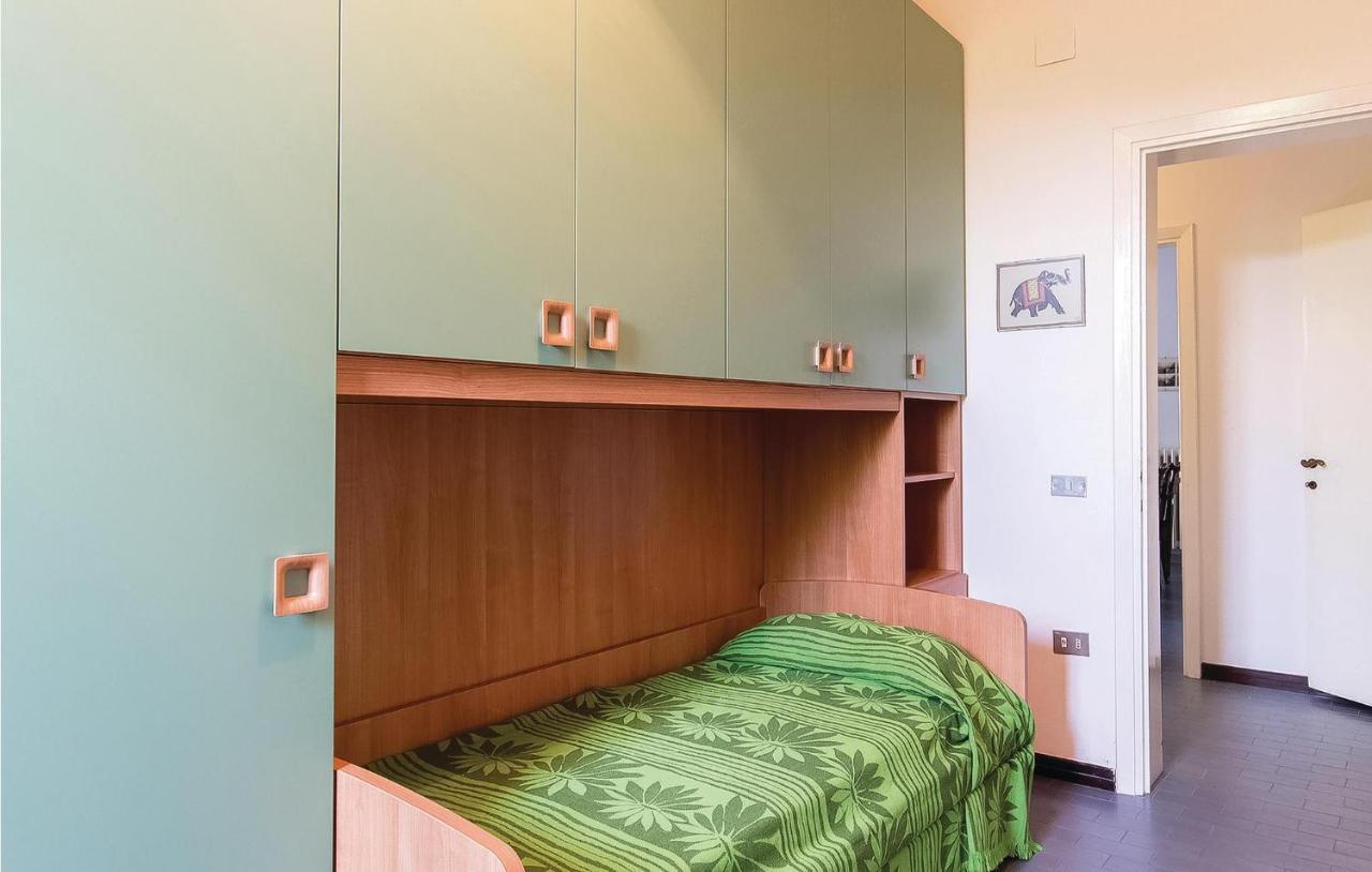 Apartment Amazing In Pi With Kitchen *