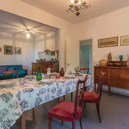 Amazing Apartment In Marti Pi With Kitchen Exterior photo